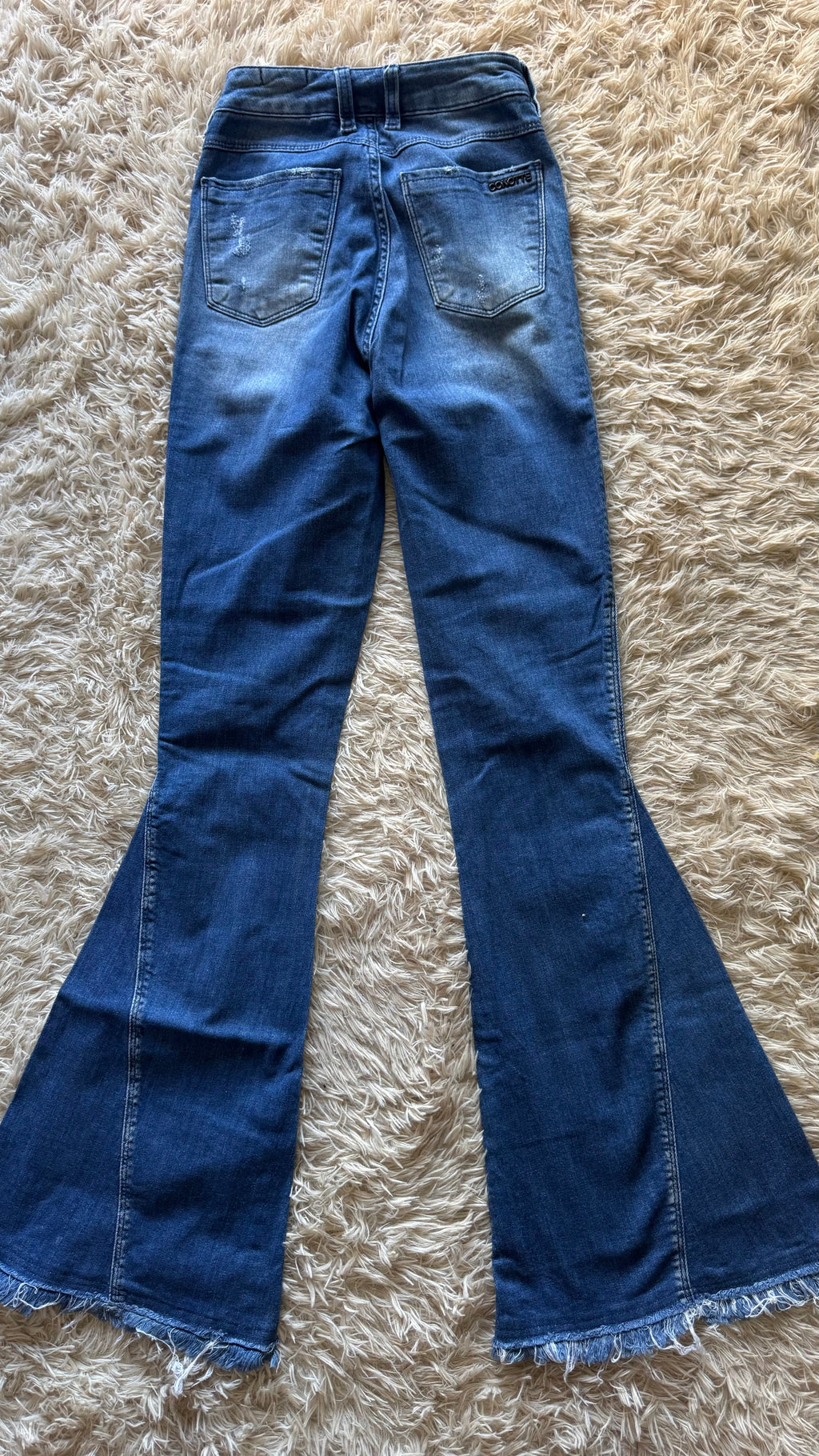 Calça Jeans Flare Destroyed Conotte Cintura Alta