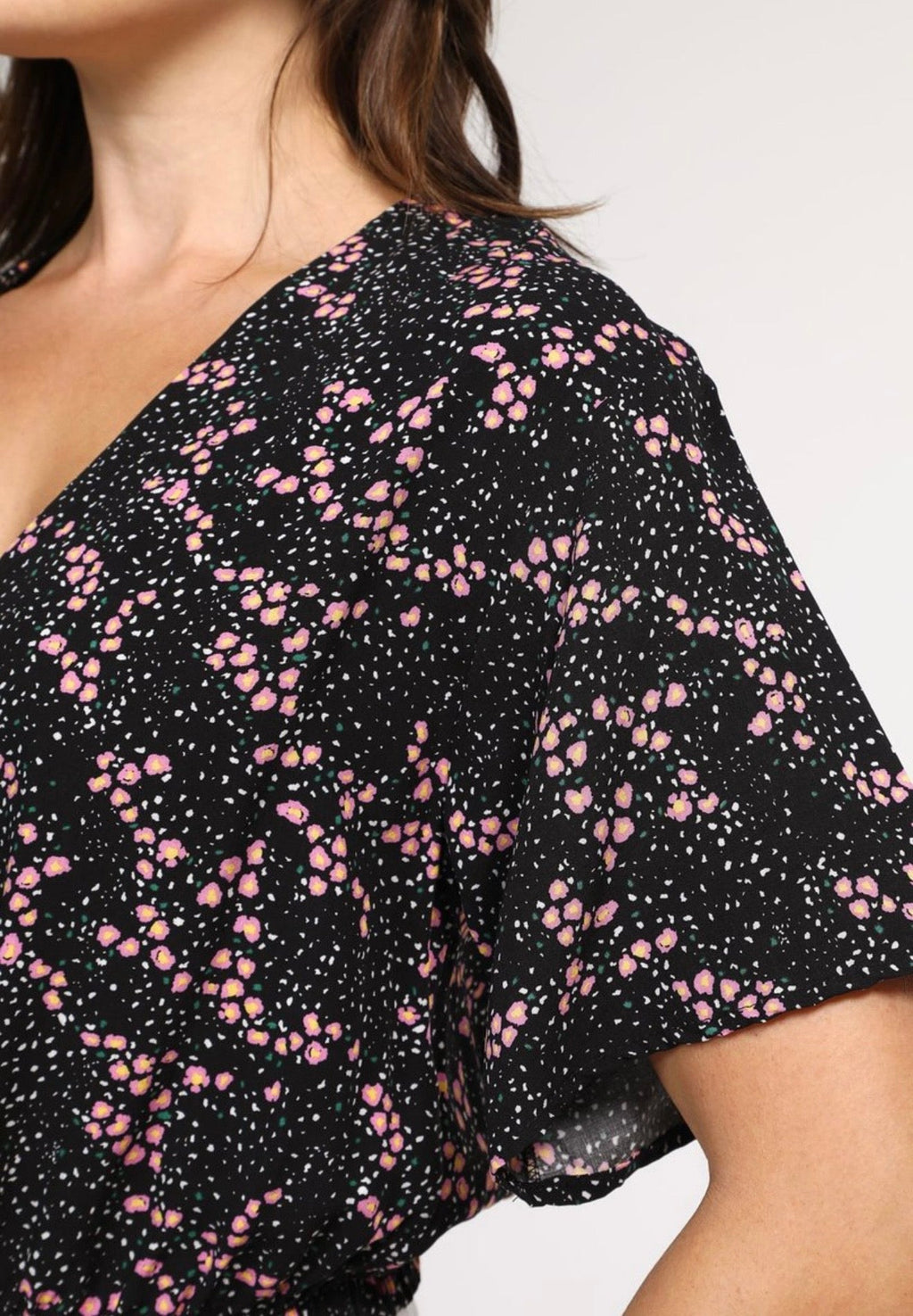 Blusa Hering Floral Preta