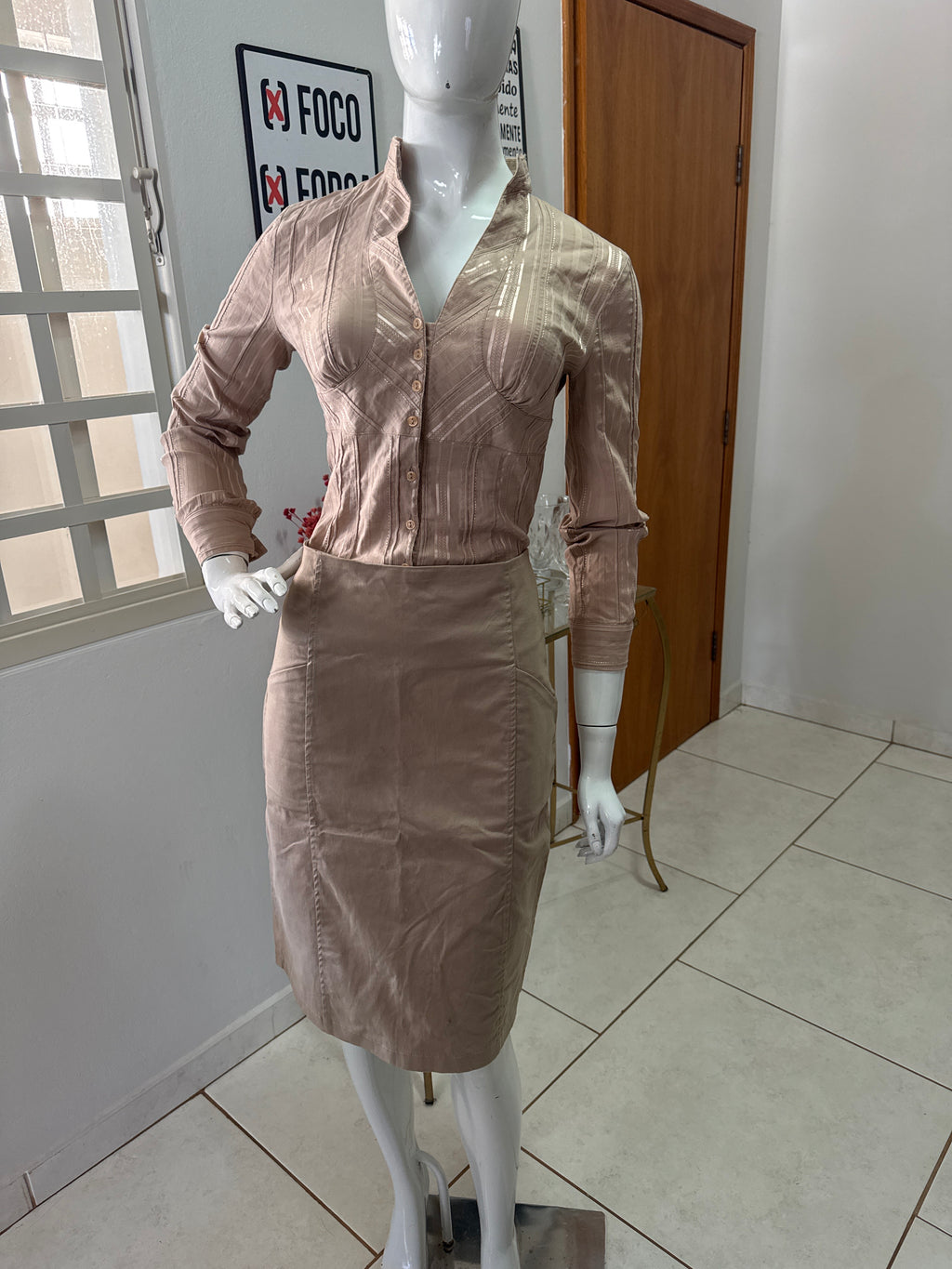 Saia Midi Caqui com Elastano