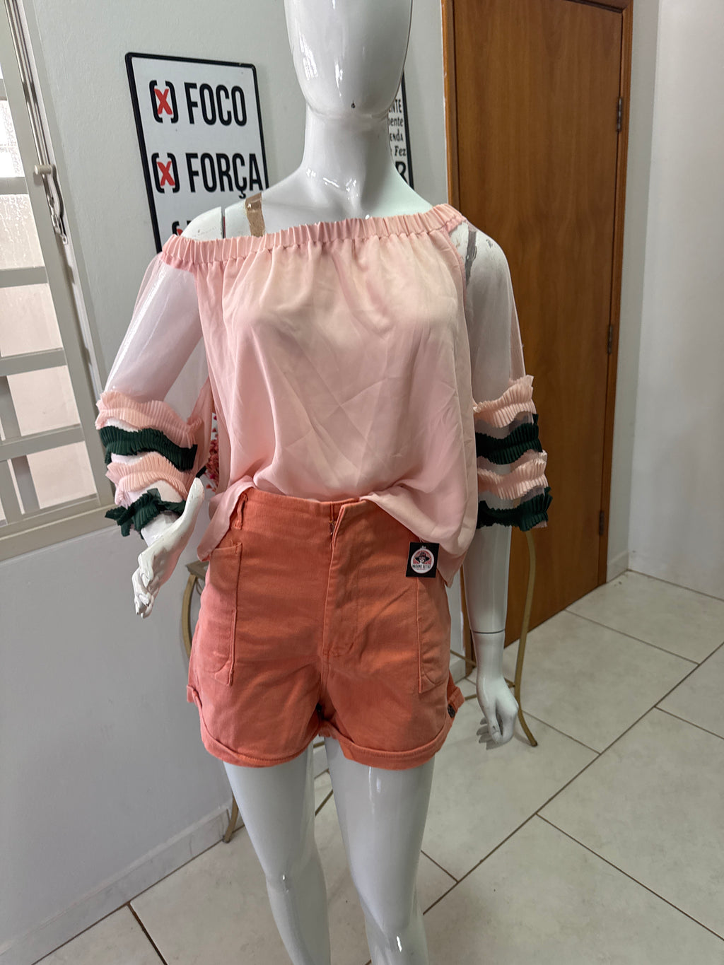 Blusa Ciganinha Rosa com Tule e Babados Plus Size GG