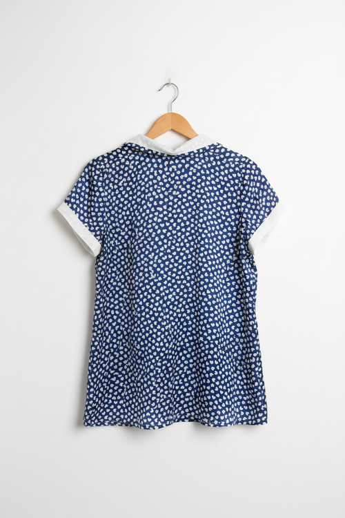 Blusa Azul Estampa de Corações